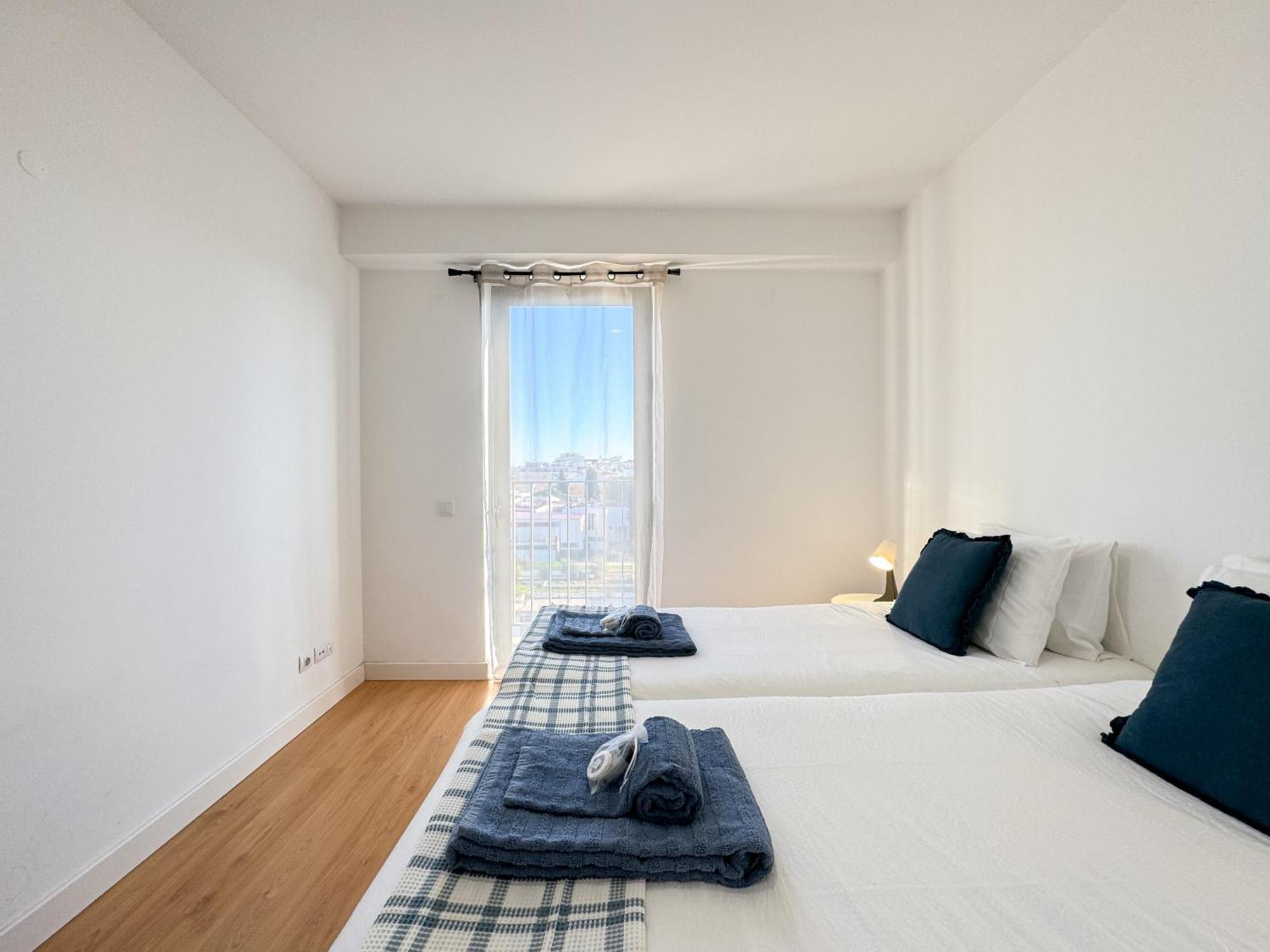 Bright Apartment Next To Main Avenue And Marina #1870 Lagos Bagian luar foto